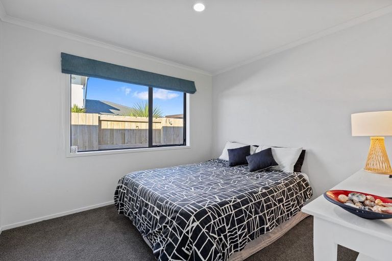 Photo of property in 27 Sarah Place, Papamoa Beach, Papamoa, 3118