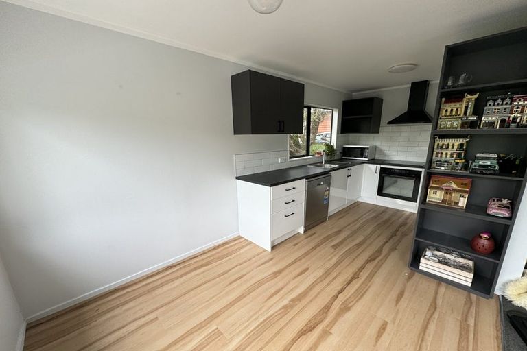 Photo of property in 66f Balfour Street, Mornington, Wellington, 6021