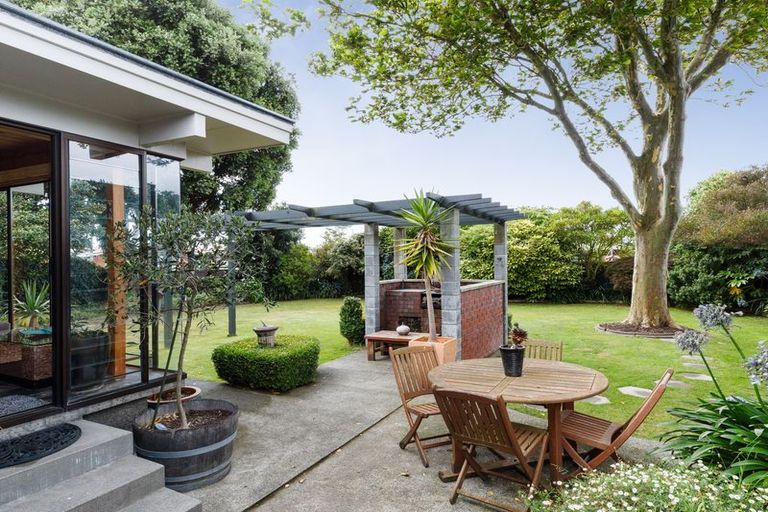 Photo of property in 3 Drury Street, Cloverlea, Palmerston North, 4412