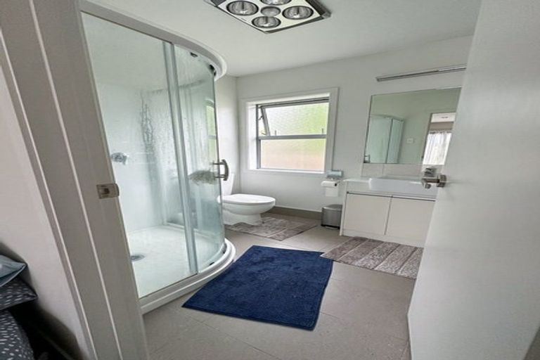 Photo of property in 32d Robinson Avenue, Holdens Bay, Rotorua, 3010