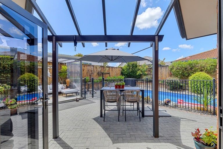 Photo of property in 27 Somerton Drive, Huntington, Hamilton, 3210