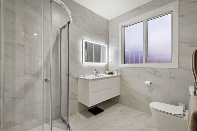 Photo of property in 26 Tawatawa Street, Long Bay, Auckland, 0630