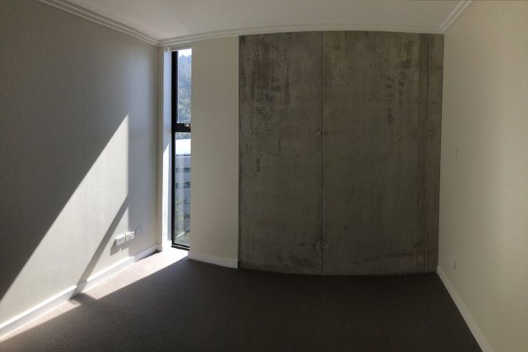 Photo of property in Frame Apartments, 1003/111 Molesworth Street, Thorndon, Wellington, 6011