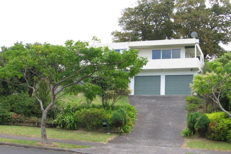 Photo of property in 114 West Harbour Drive, West Harbour, Auckland, 0618