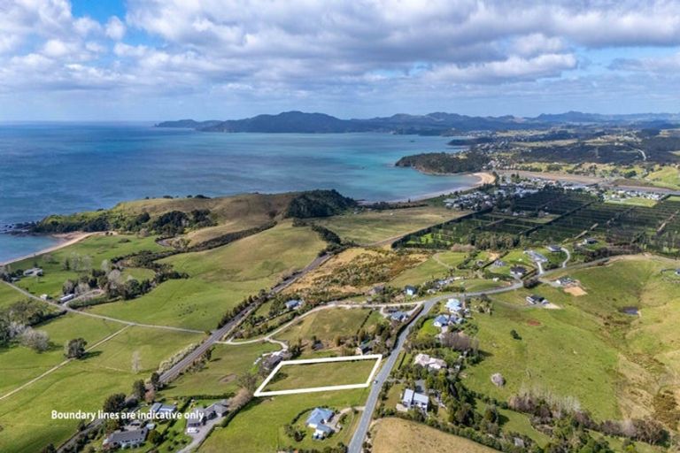 Photo of property in 24 Taipa View Road, Taipa, 0483