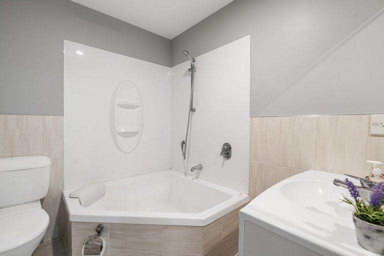 Photo of property in 19 Brodie Place, Bethlehem, Tauranga, 3110