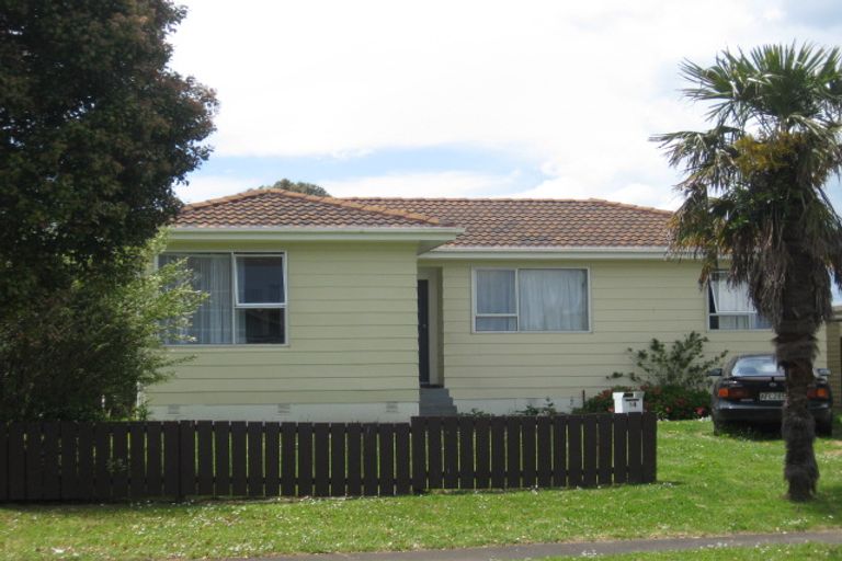 Photo of property in 14 Hobman Place, Manurewa, Auckland, 2102