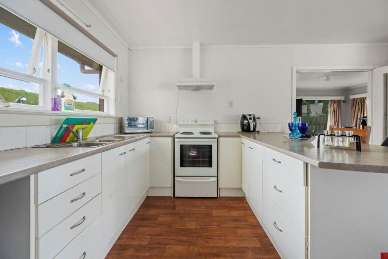 Photo of property in 14 Matipo Avenue, Pomare, Rotorua, 3015