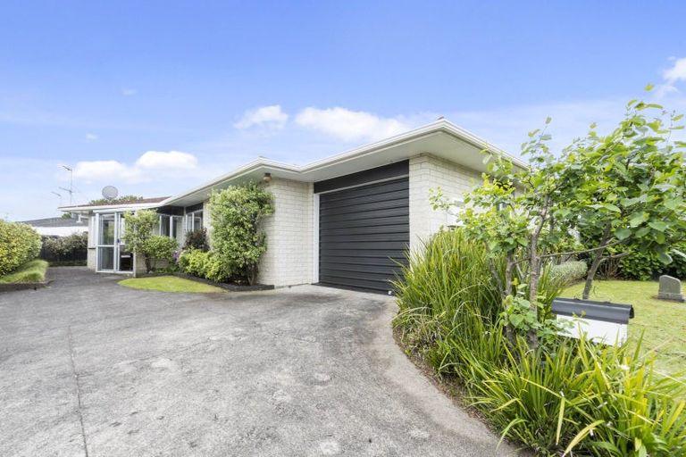 Photo of property in 3/3 Union Street, Merrilands, New Plymouth, 4312