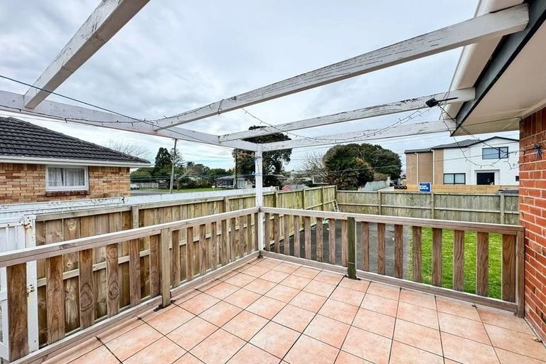 Photo of property in 1/24 Overton Road, Papatoetoe, Auckland, 2025