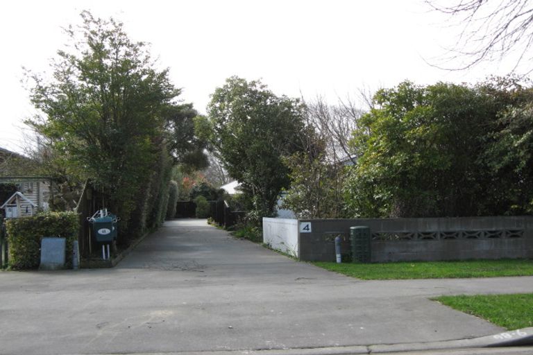 Photo of property in 2/4a Woodbridge Road, Cashmere, Christchurch, 8022