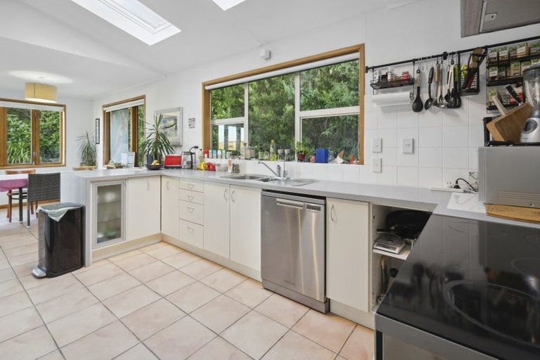 Photo of property in 29a Acheron Road, Paremata, Porirua, 5026