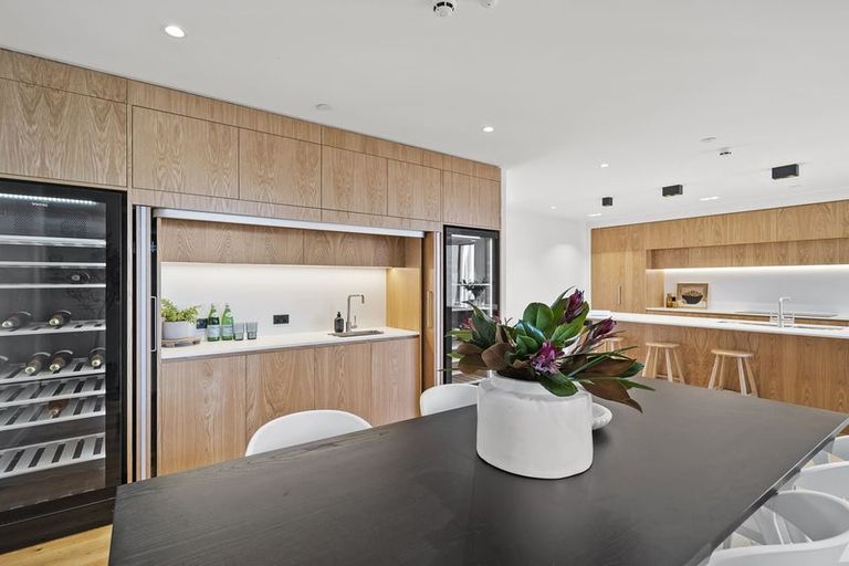 Photo of property in 1/360 Montreal Street, Christchurch Central, Christchurch, 8013