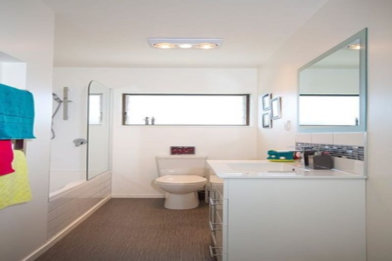 Photo of property in 3 Lonsdale Street, New Brighton, Christchurch, 8083