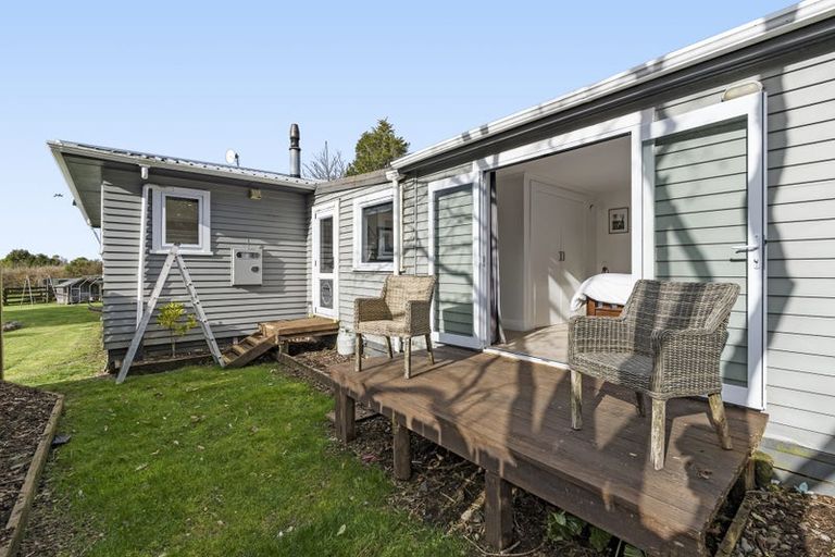 Photo of property in 1870 Egmont Road, Kaimiro, Inglewood, 4386