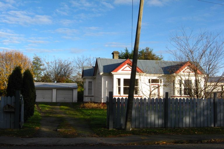 Photo of property in 23 Ontario Street, East Gore, Gore, 9710