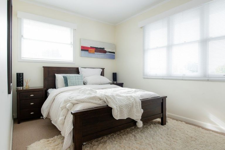 Photo of property in 56 Forest Lake Road, Forest Lake, Hamilton, 3200