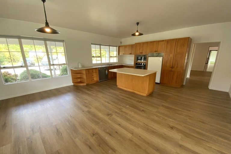 Photo of property in 59 Chamberlain Road, Bombay, 2675