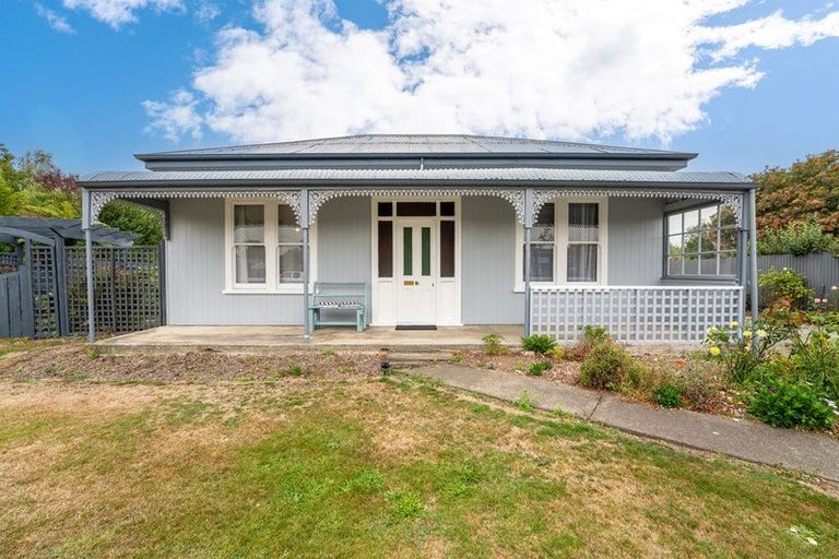 Photo of property in 42 Campbell Street, Geraldine, 7930