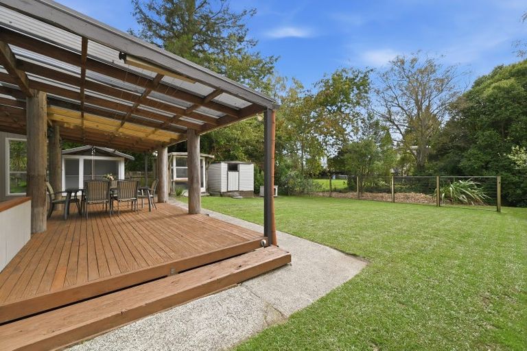 Photo of property in 11 John Road, Fairy Springs, Rotorua, 3015