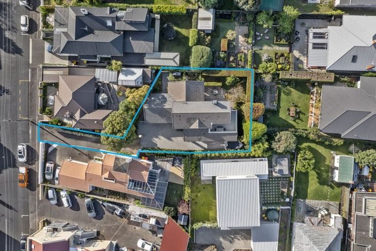 Photo of property in 2b Church Street, Devonport, Auckland, 0624