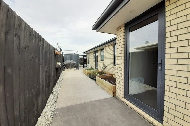 Photo of property in 8 Lawrence Drive, Rolleston, 7614