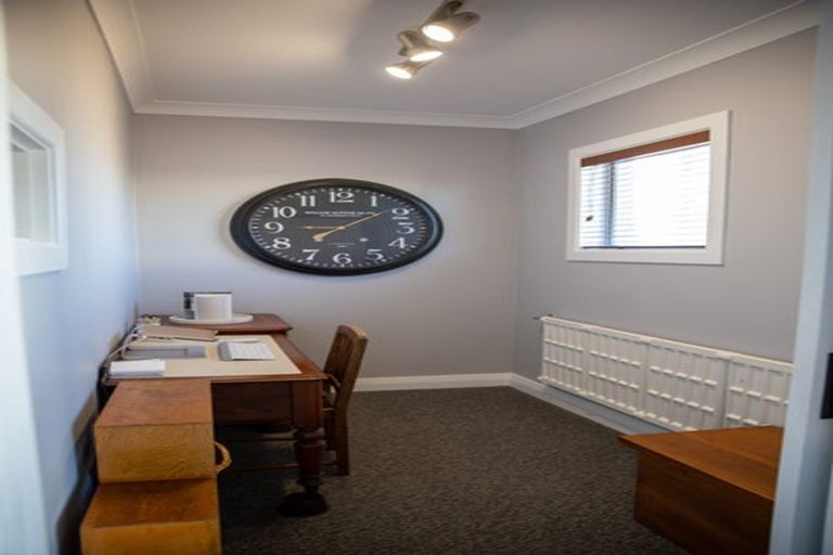 Photo of property in 52 Kitchener Street, Gore, 9710