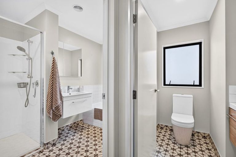 Photo of property in 20b Cambridge Road, Riverhead, 0820