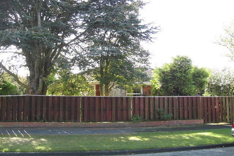 Photo of property in 48 Raxworthy Street, Ilam, Christchurch, 8041