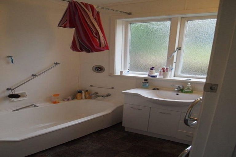 Photo of property in 58 Manor Place, Dunedin Central, Dunedin, 9016
