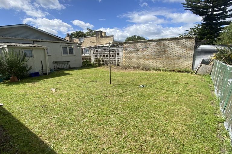 Photo of property in 232 Great South Road, Huntly, 3700