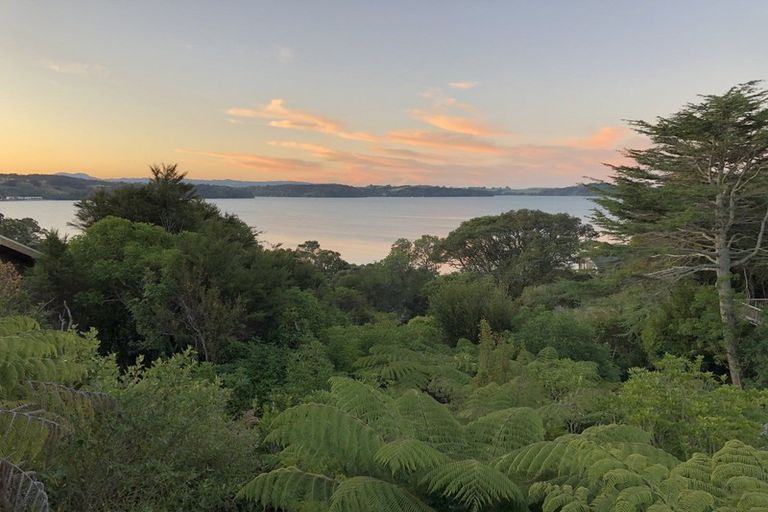 Photo of property in 9 Ferndale Drive, Snells Beach, 0920