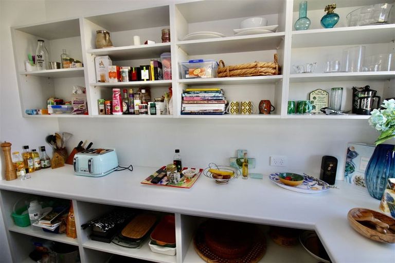 Photo of property in 70 Leeward Drive, Whitianga, 3510