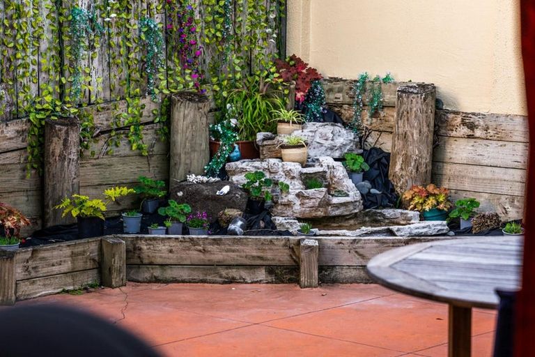 Photo of property in 4 Tellin Close, Massey, Auckland, 0614