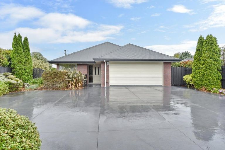 Photo of property in 66 Mauger Drive, Heathcote Valley, Christchurch, 8022