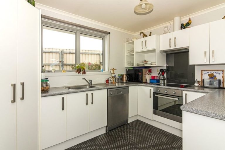 Photo of property in 77 Marston Road, Kensington, Timaru, 7910