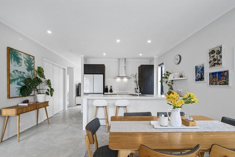 Photo of property in 30 Ringa Matau Road, Hobsonville, Auckland, 0616