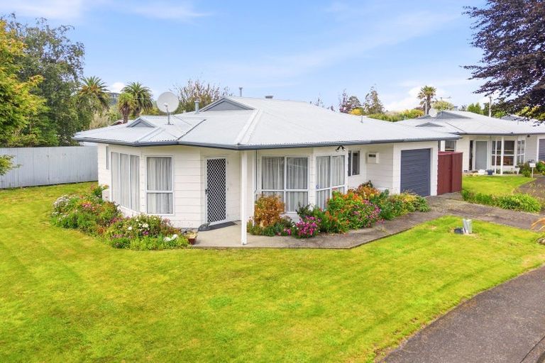 Photo of property in 8 Hughes Court, Pahiatua, 4910