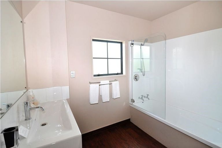 Photo of property in 93 Charles Street, Blenheim, 7201