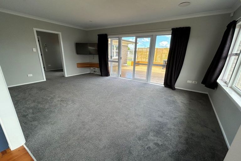 Photo of property in 5 Paterson Avenue, Pukekohe, 2120