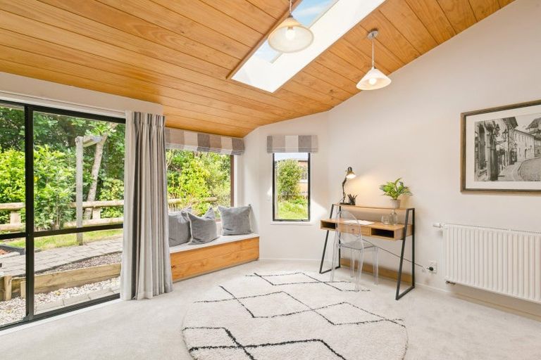 Photo of property in 7 Nadia Grove, Khandallah, Wellington, 6035