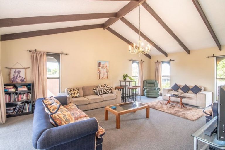 Photo of property in 10 Ruddenklau Lane, Bishopdale, Christchurch, 8053