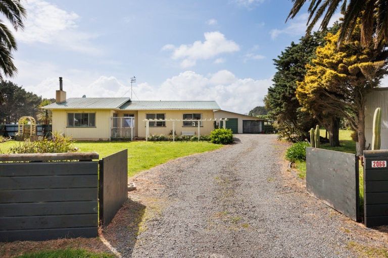 Photo of property in 2066 Tangimoana Road, Tangimoana, Palmerston North, 4473