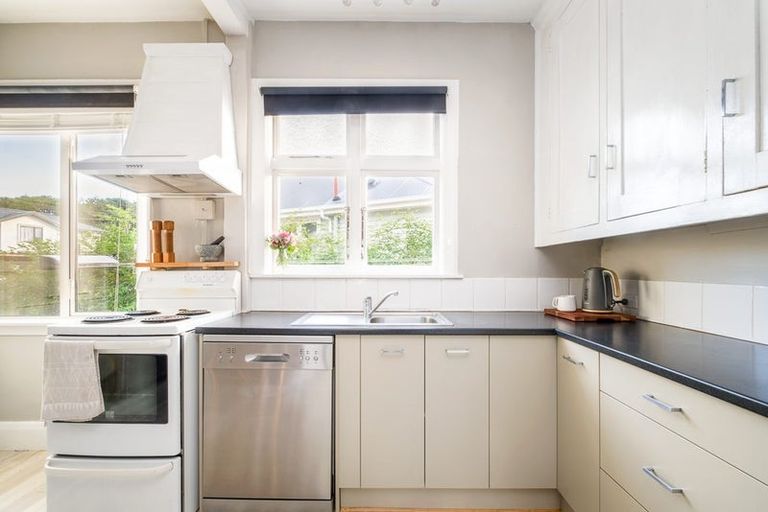 Photo of property in 6 Glynne Crescent, Spreydon, Christchurch, 8024