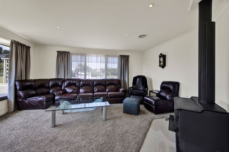 Photo of property in 30 Waipapa Road, Waitara, 4383