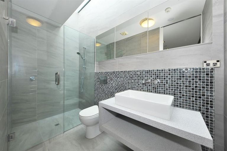 Photo of property in 8/8a Settlers Crescent, Ferrymead, Christchurch, 8023