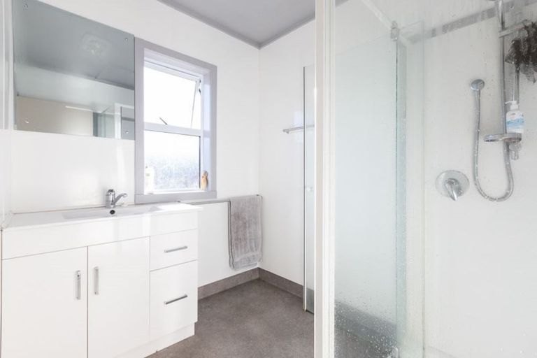 Photo of property in 6a Carey Street, Maeroa, Hamilton, 3200