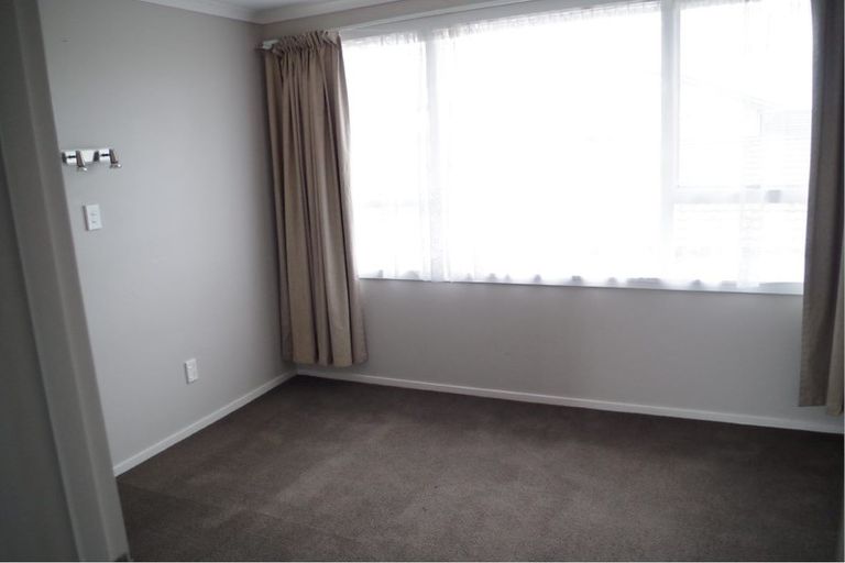 Photo of property in 515a Pages Road, Bexley, Christchurch, 8061