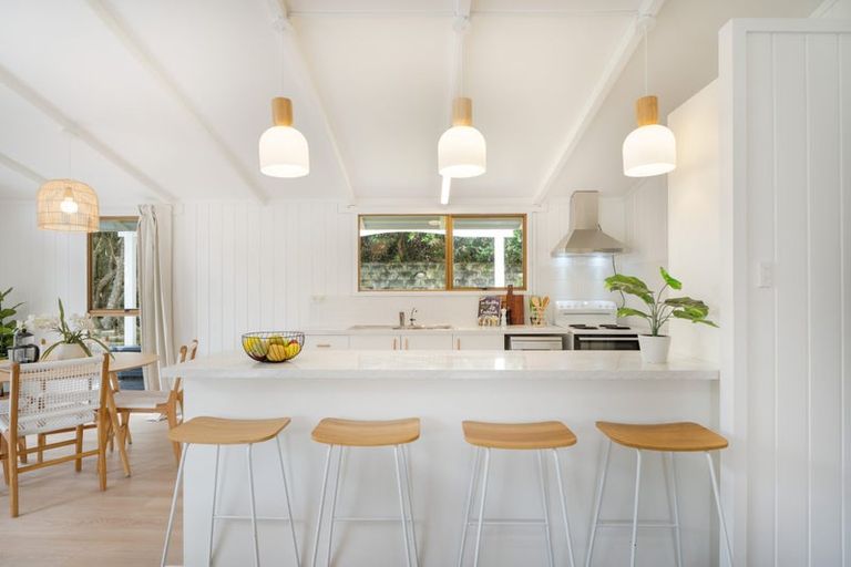 Photo of property in 101 Stewart Drive, Johnsonville, Wellington, 6037