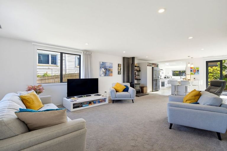 Photo of property in 10 Winchester Street, Lyttelton, 8082